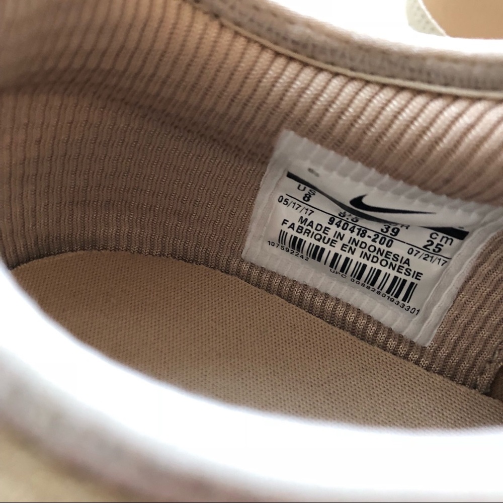 Nike Dualtone Racer SE Running Shoe Suede Beige - Picture 8 of 8